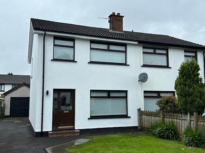 39 Clare Heights, Ballyclare